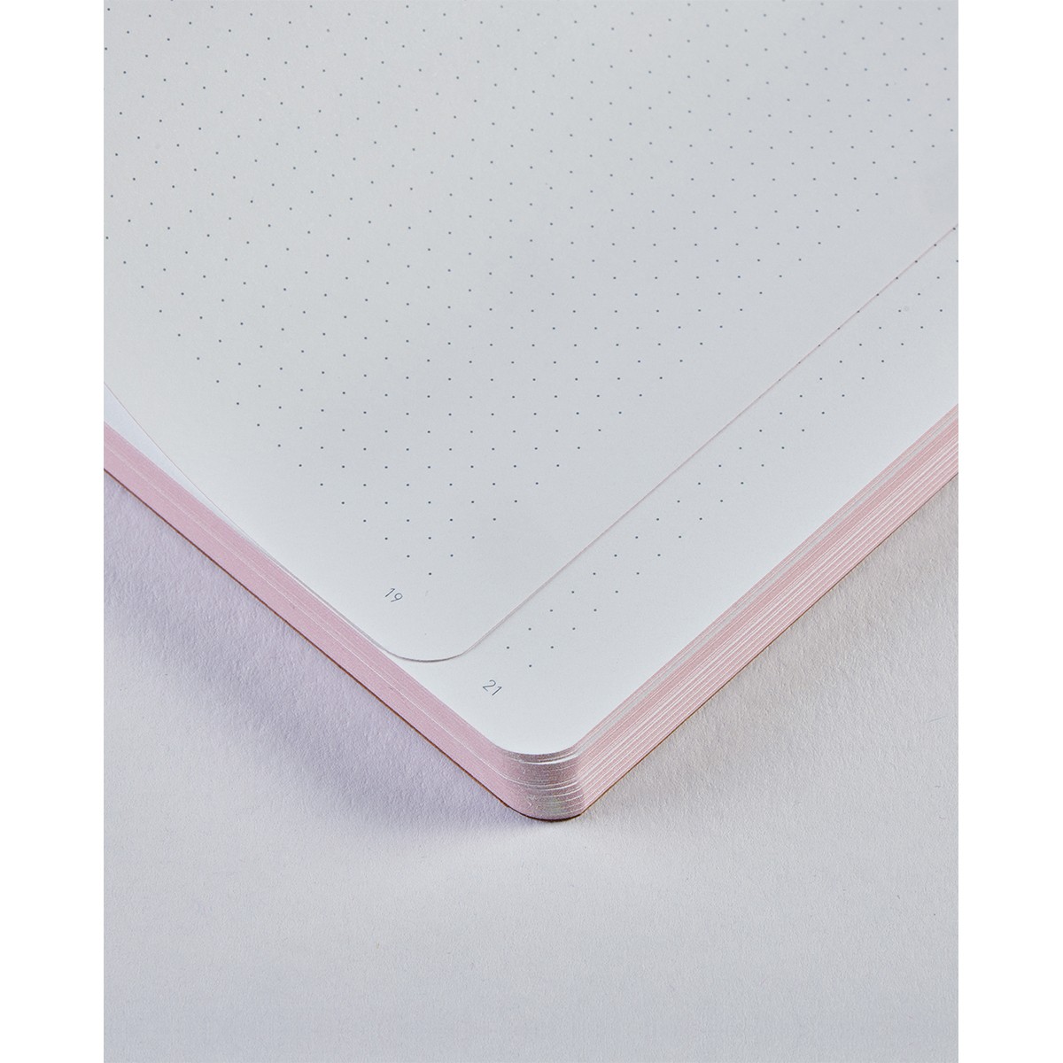 nuuna Notebook Colour Clash L Light - Trace Pink